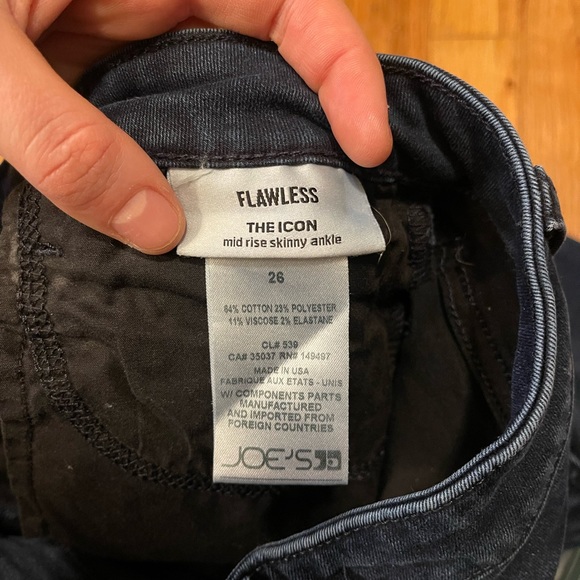 Joe’s Jeans Flawless The Icon Mid-Rise Skinny Ankle with frayed ends, Size 26 - Picture 4 of 6